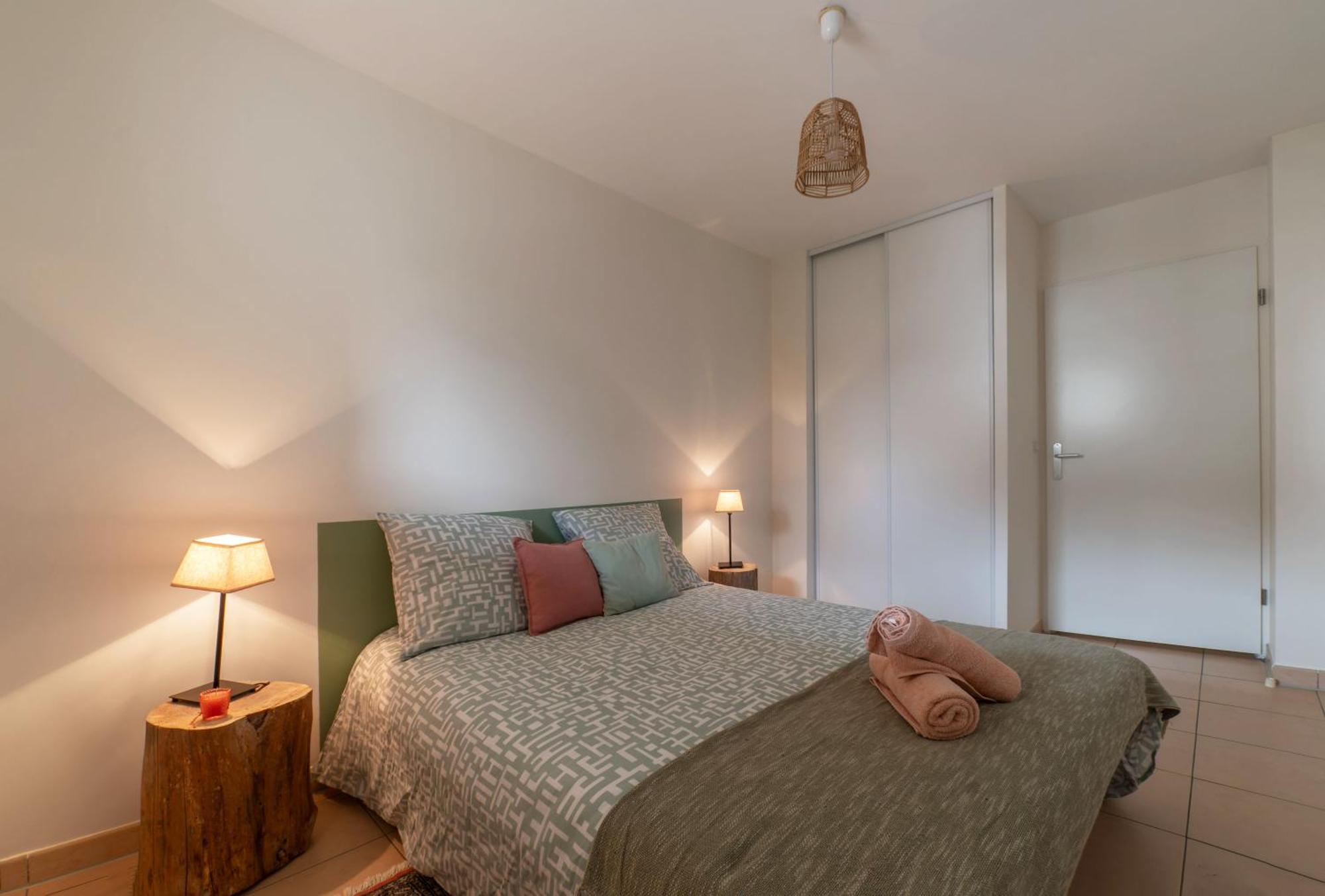 L'Eugenie - Appartement Design & Confort En Centre-Ville ヴィシー エクステリア 写真