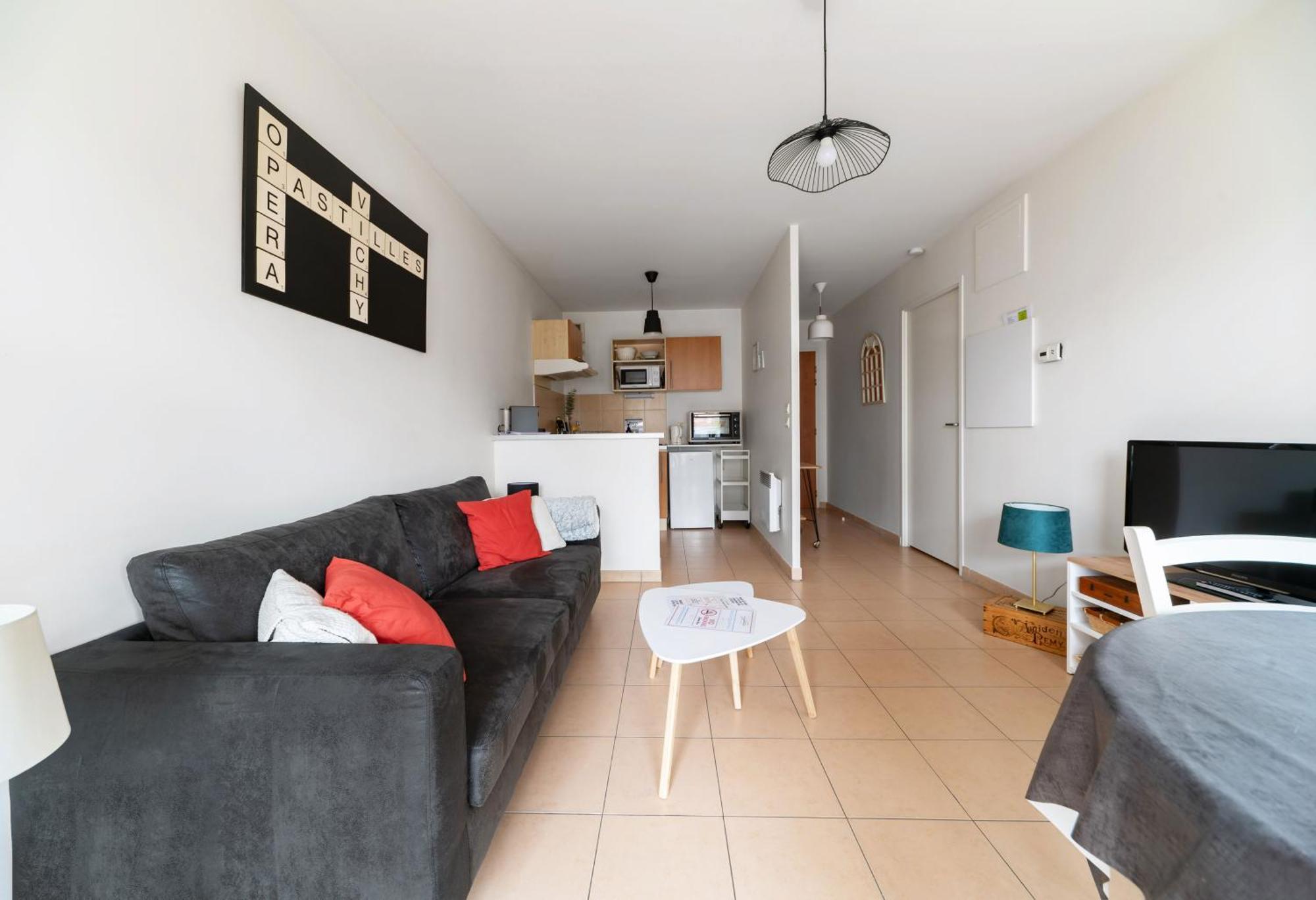 L'Eugenie - Appartement Design & Confort En Centre-Ville ヴィシー エクステリア 写真