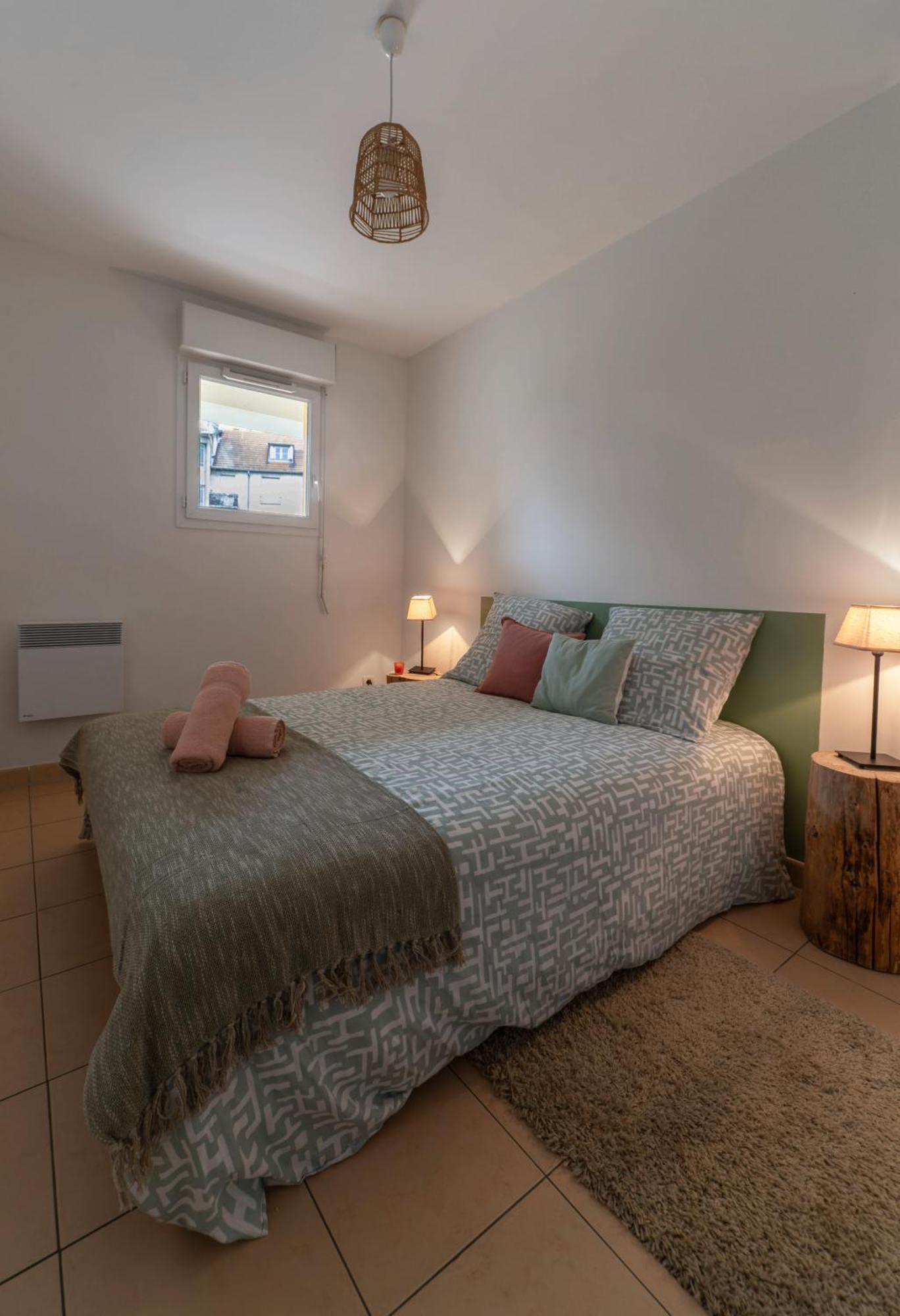 L'Eugenie - Appartement Design & Confort En Centre-Ville ヴィシー エクステリア 写真
